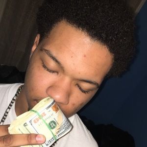 Meet your Posher, Jay